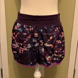 Tek Gear Workout Shorts Size L